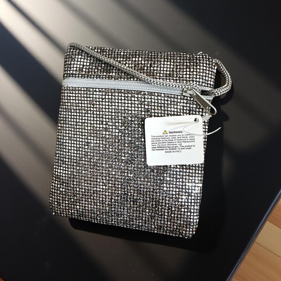 NWT Princess Accessories Metallic Mini Bag - Picture 3 of 3